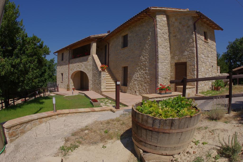 Borgo Buciardella Vila Baschi Exterior foto